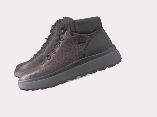 bota impermeable geox