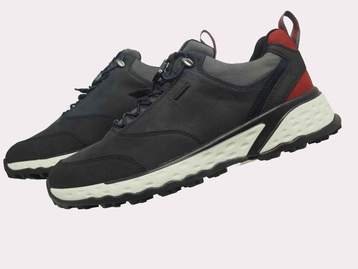 zapatila impermeable geox
