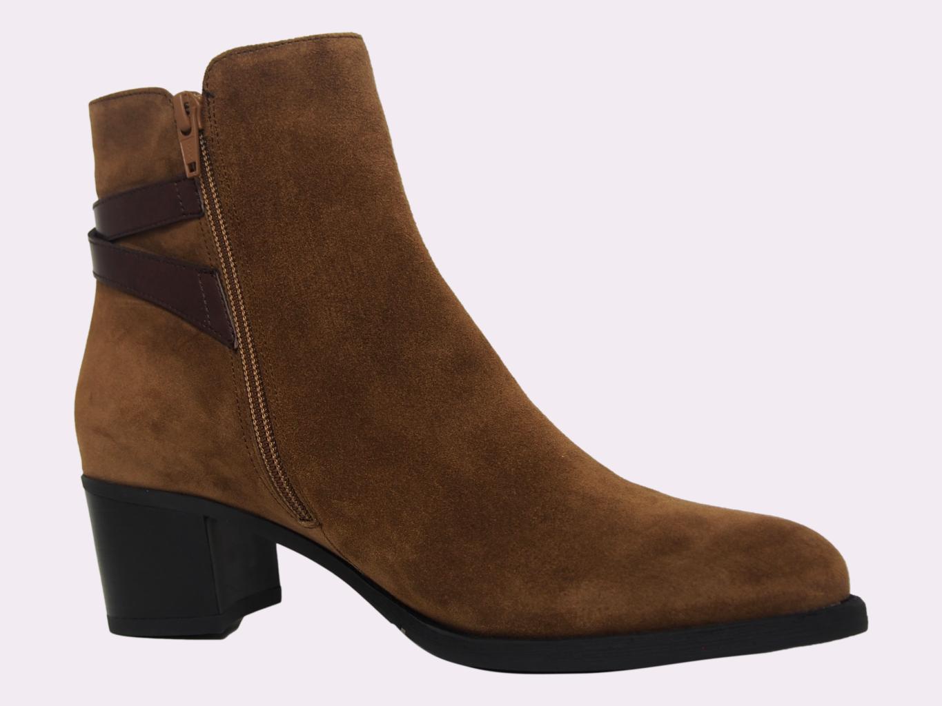 BOTA VESTIDA COMODA