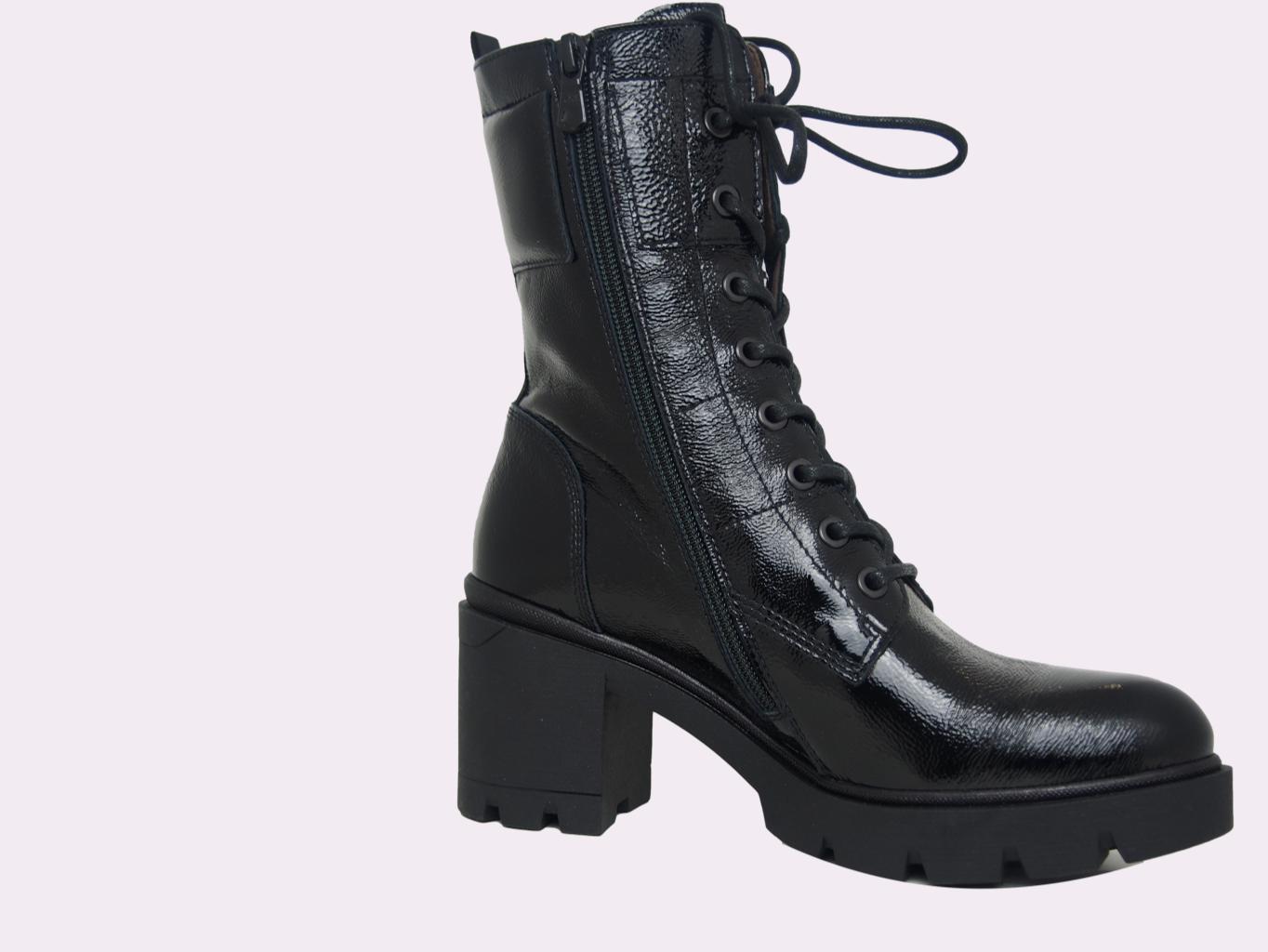 BOTA COMODA Y ELEGANTE