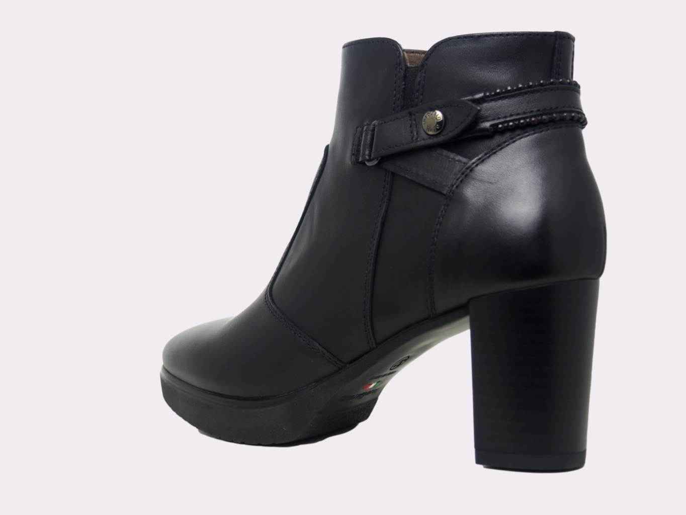 BOTINES COMODOS Y ELEGANTES